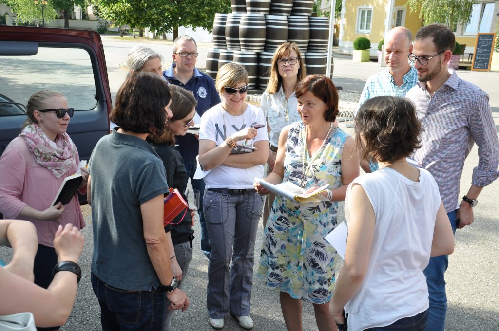 Birgit Braunstein erklärt ihre Philosophie_Sommelier-Tour-2016